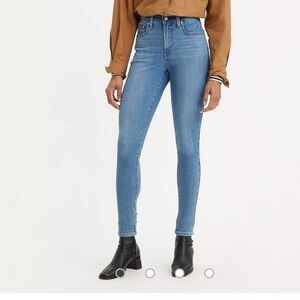 💙Levi’s 721 High Rise Skinny